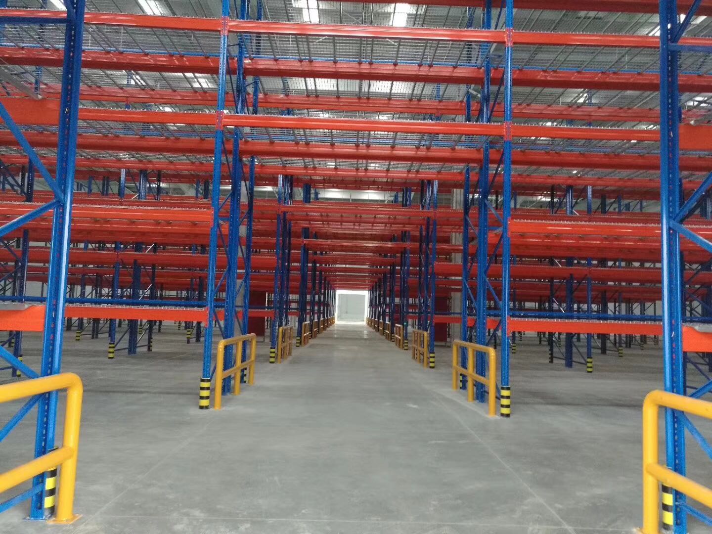 横梁式立体仓库：不止省空间，更让仓储效率 “跑” 起来